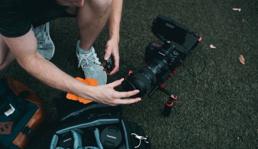 色彩心理学×动态美学，西双产品视频拍摄公司唤醒感官冲击力